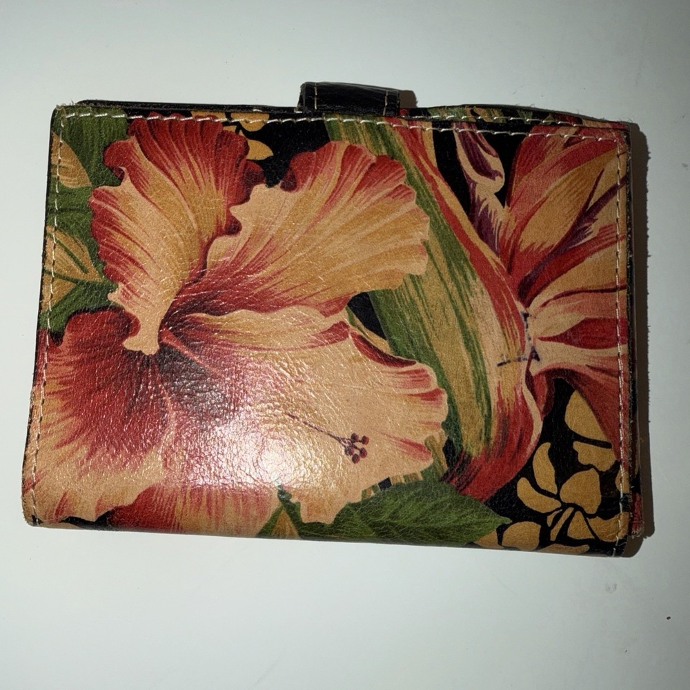 Patricia Nash Floral Leather Passport Wallet Travel Organizer Snap Closure - Picture 2 of 8